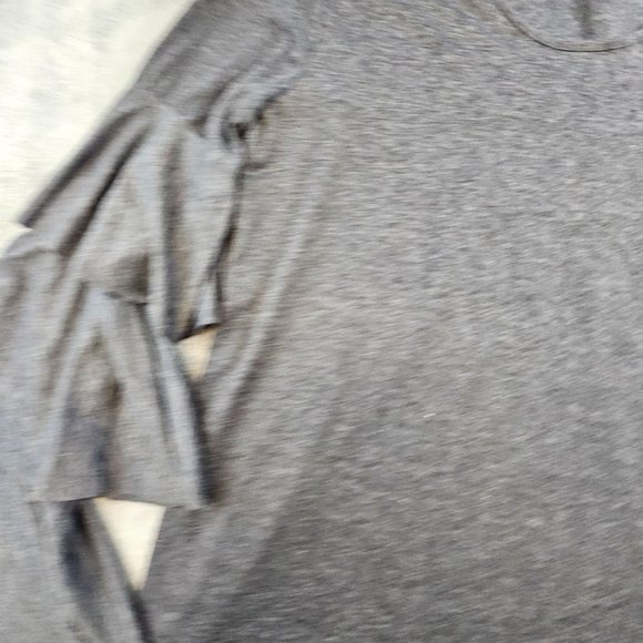 Umgee Tunic Women's Medium Gray Tiered Ruffled Sleeves Casual Soft Scoop Neck - Picture 4 of 8